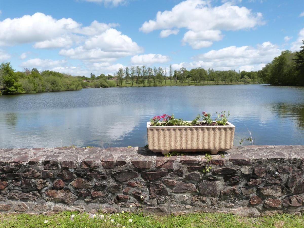 Domaine Des Hameaux Du Lac - Bg Saint-Pardoux  Bagian luar foto