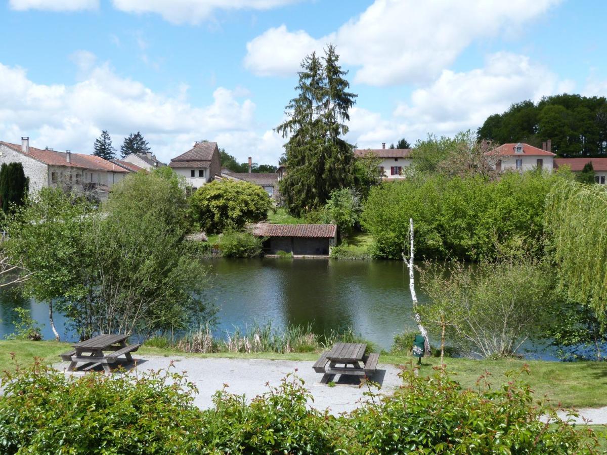 Domaine Des Hameaux Du Lac - Bg Saint-Pardoux  Bagian luar foto